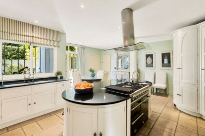 be6597fb6135c896258afe41bee9e68c - 15