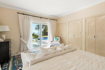 be6597fb6135c896258afe41bee9e68c - 16