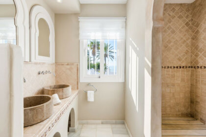 be6597fb6135c896258afe41bee9e68c - 20