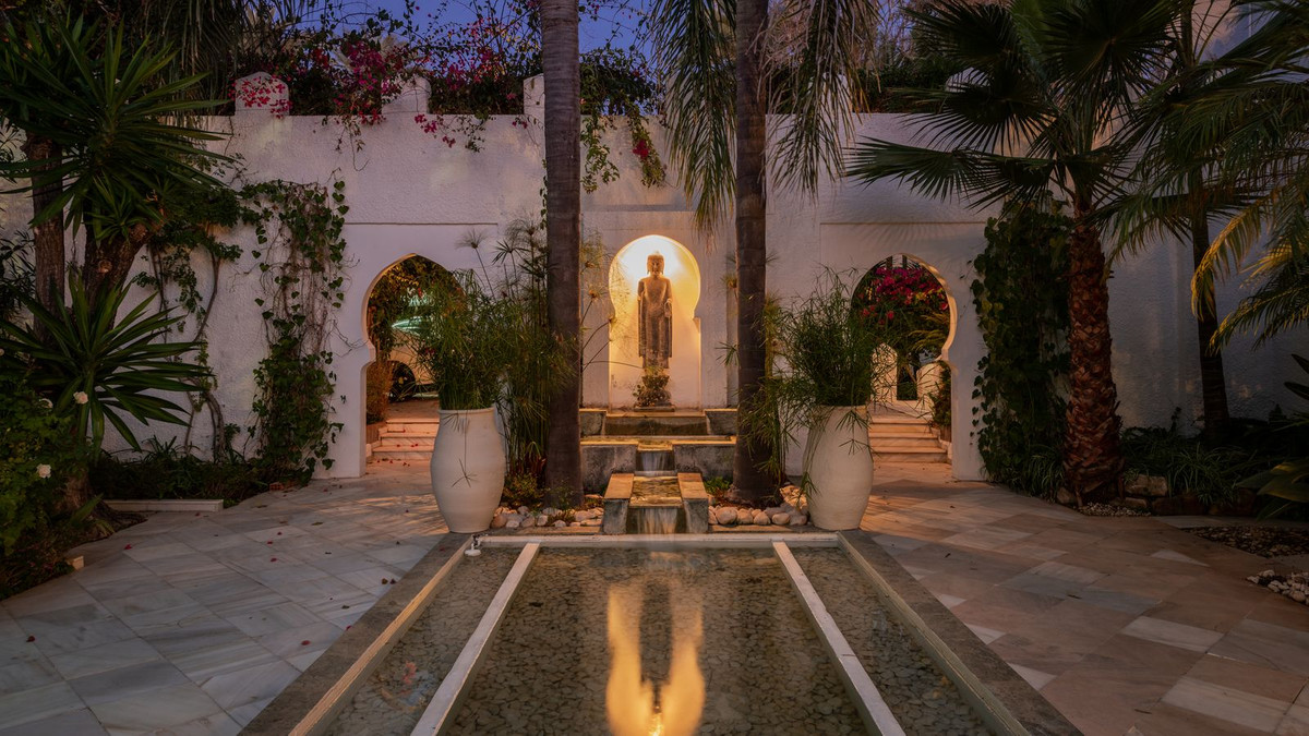 be6597fb6135c896258afe41bee9e68c - 25