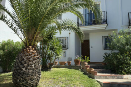 bf909849d48d5598afe4e03e492ecb5e - 1