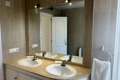 bf909849d48d5598afe4e03e492ecb5e - 37