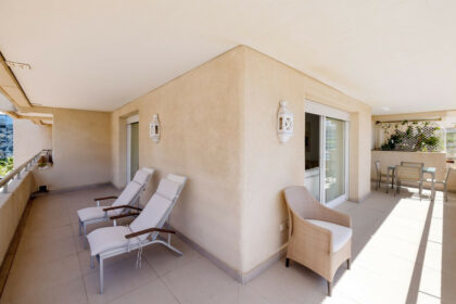 bfa764c5b8cae567d9bc9decabbdde95 - 15