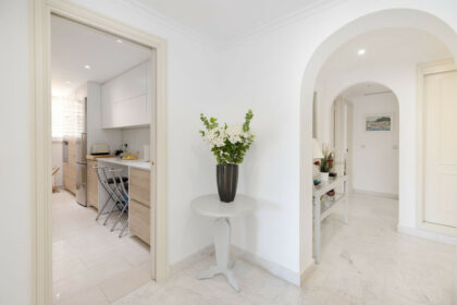 bfa764c5b8cae567d9bc9decabbdde95 - 23