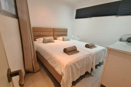 bffb2dfde4640b620f56934b45223eb1 - 9