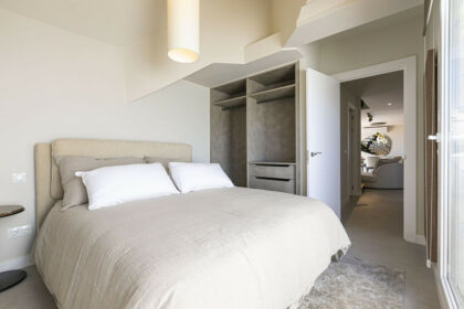 c0199ba43d41521b8318547123656ad6 - 12