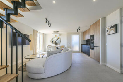 c0199ba43d41521b8318547123656ad6 - 2