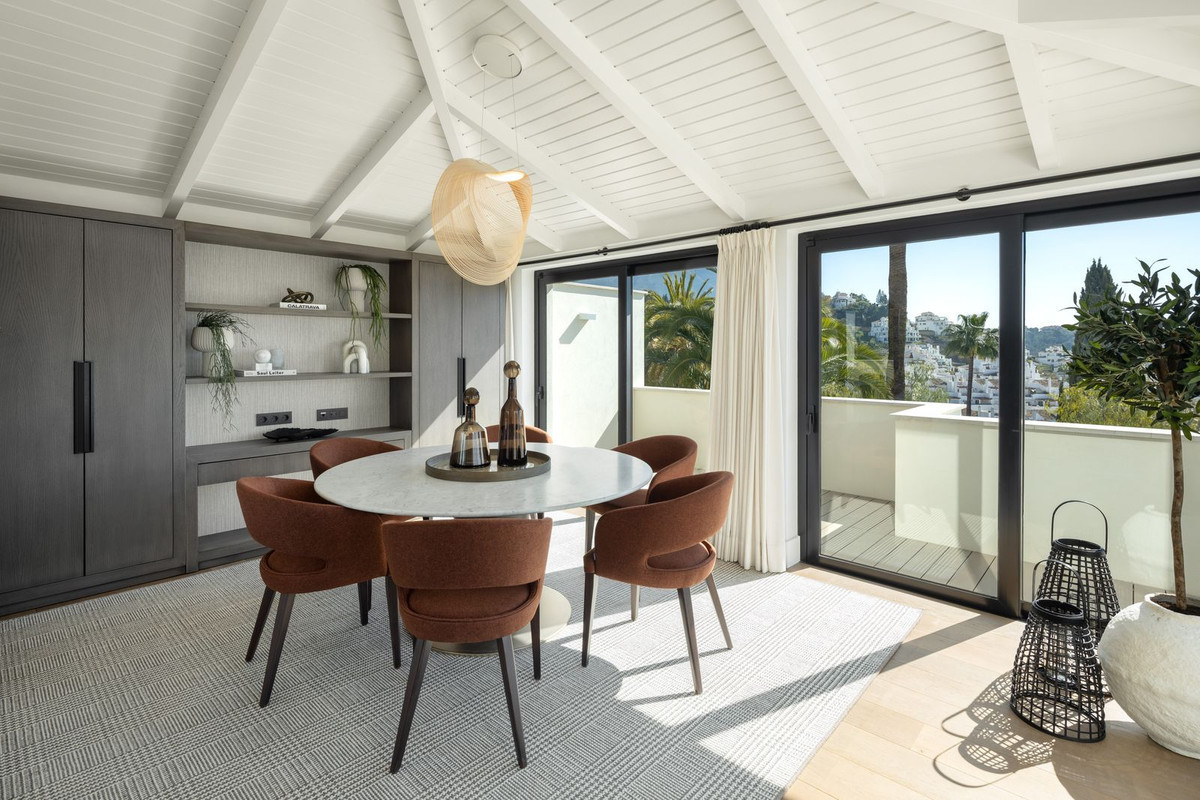 c063cf4cb53f401c267f547faa8fcec5 - 8