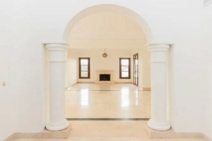 c0700a9318a35c7ae6a6044c016d750e - 11