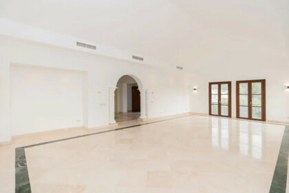 c0700a9318a35c7ae6a6044c016d750e - 17