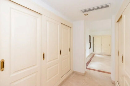 c0700a9318a35c7ae6a6044c016d750e - 26