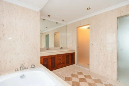 c0700a9318a35c7ae6a6044c016d750e - 30