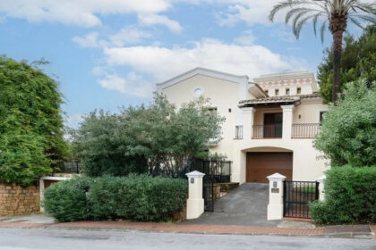 c0700a9318a35c7ae6a6044c016d750e - 34