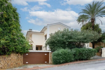 c0700a9318a35c7ae6a6044c016d750e - 35