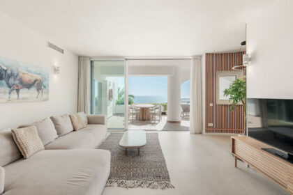 c0908b93f2fab4768dfdd20cf03a7f83 - 13