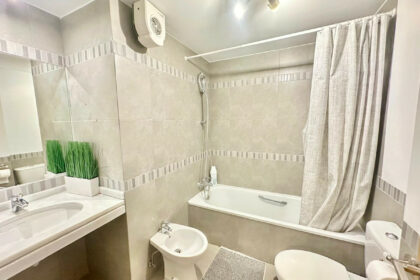 c18d220e06bf5b360f379e499251af75 - 21