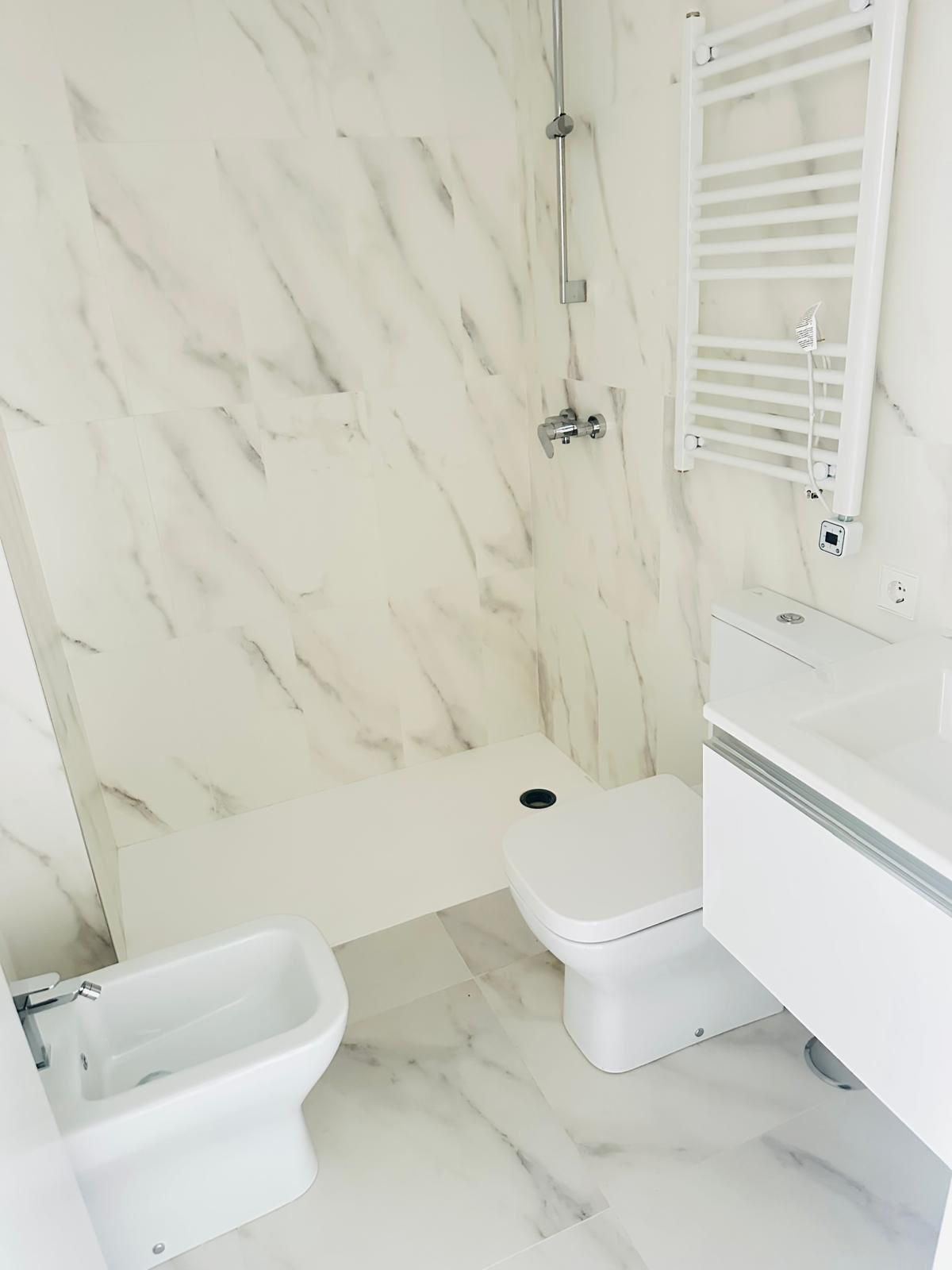 c2b15746332043b4ecee422df9488abc - 20