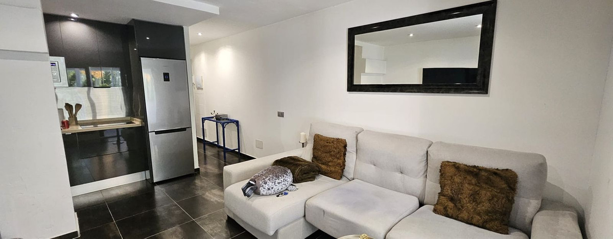 c2e527ede364da8eb79f631e9622fee1 - 16