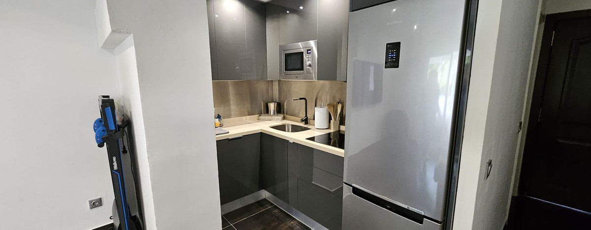 c2e527ede364da8eb79f631e9622fee1 - 20