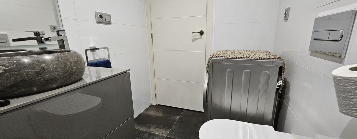 c2e527ede364da8eb79f631e9622fee1 - 25