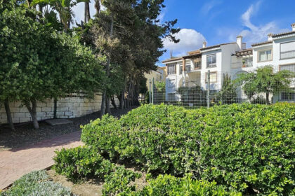 c2e527ede364da8eb79f631e9622fee1 - 3