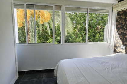 c2e527ede364da8eb79f631e9622fee1 - 32