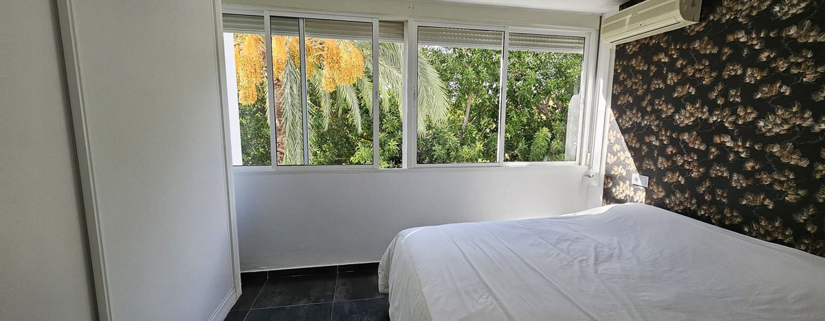 c2e527ede364da8eb79f631e9622fee1 - 32