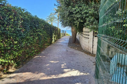 c2e527ede364da8eb79f631e9622fee1 - 4