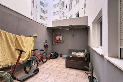 c301ee7598957944f6a52811ce1a25c4 - 10