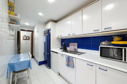 c301ee7598957944f6a52811ce1a25c4 - 7