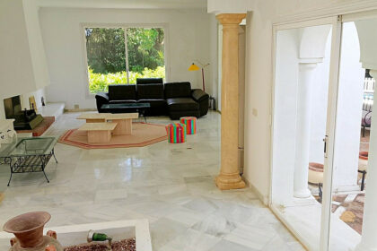 c307376c5e8faa90202e3ec9e1f55f65 - 24