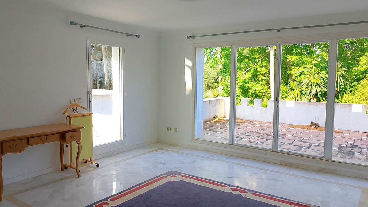 c307376c5e8faa90202e3ec9e1f55f65 - 41