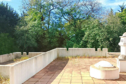 c307376c5e8faa90202e3ec9e1f55f65 - 44