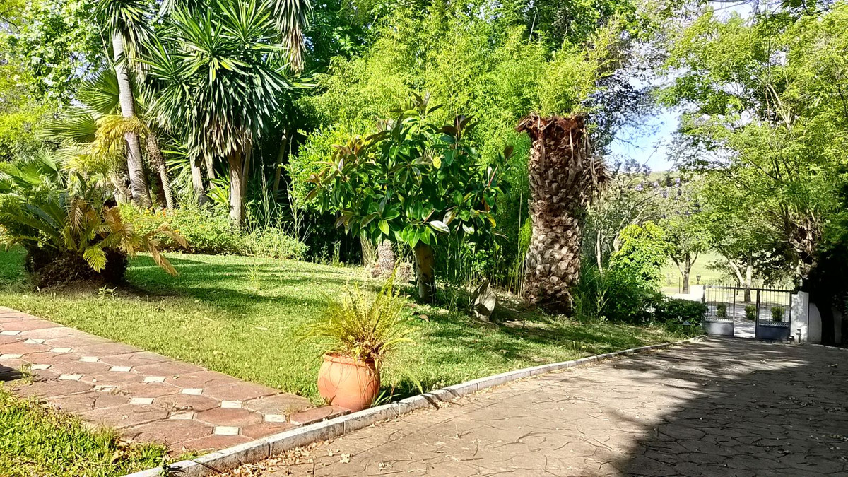 c307376c5e8faa90202e3ec9e1f55f65 - 60