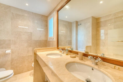 c320b8497cf2d6b83b42fd4ff797466f - 20