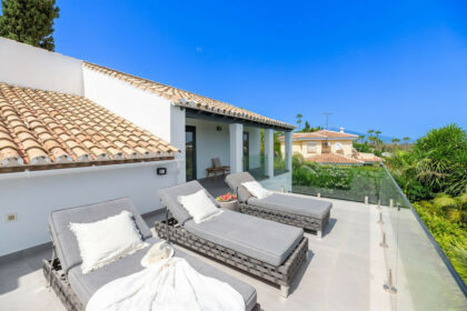 c3643259fb579e934950fd6bffd0f873 - 18