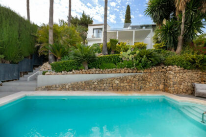 c3643259fb579e934950fd6bffd0f873 - 20