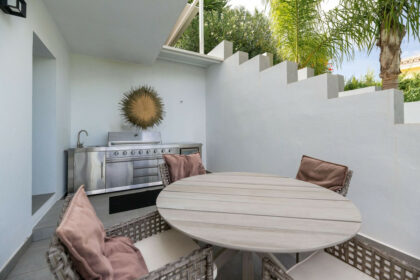 c3643259fb579e934950fd6bffd0f873 - 33