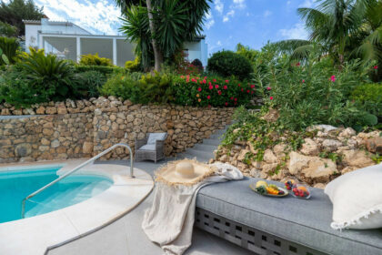 c3643259fb579e934950fd6bffd0f873 - 35