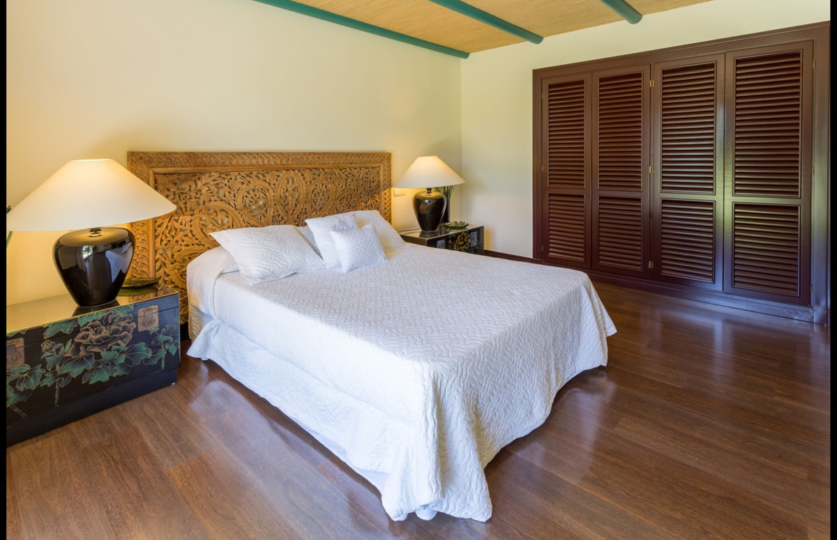 c3971a1739a717a4160d08ae2f1434cc - 23