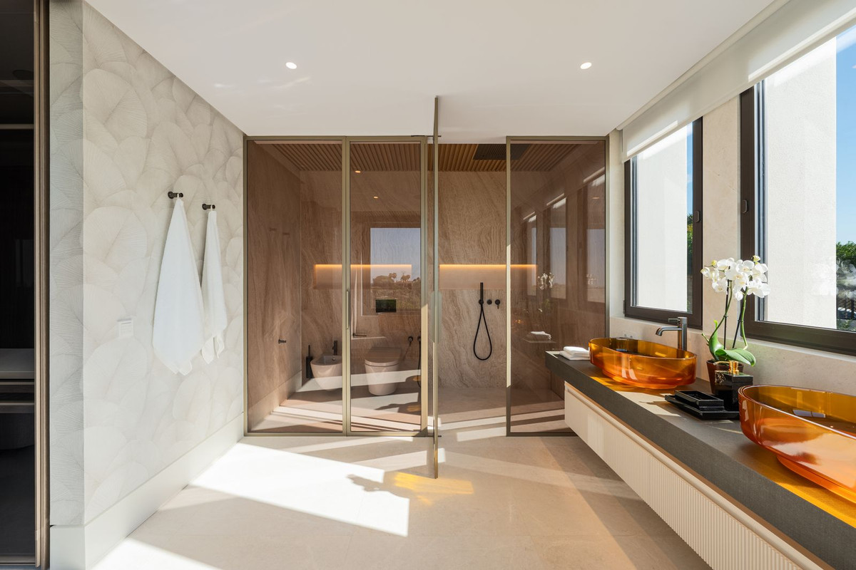 c3ad1bc49112267bca7ac554a1854b5f - 16