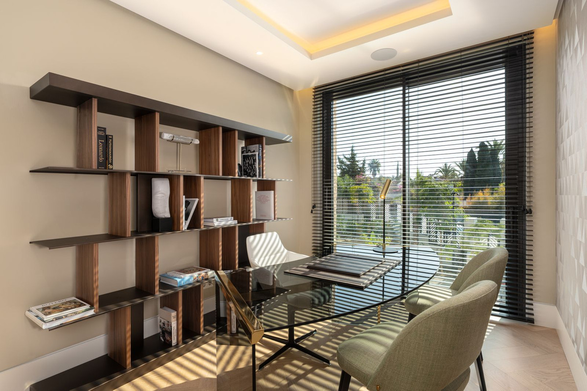 c3ad1bc49112267bca7ac554a1854b5f - 17