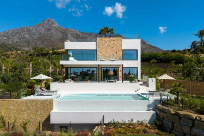 c3ad1bc49112267bca7ac554a1854b5f - 24