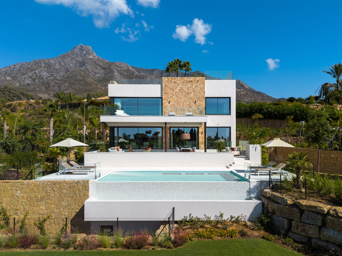 c3ad1bc49112267bca7ac554a1854b5f - 24