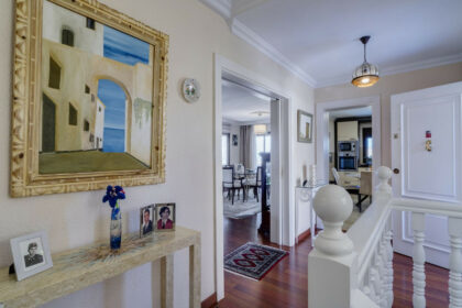 c43ffeda524deb5164fa0fcb776ce183 - 18