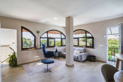 c43ffeda524deb5164fa0fcb776ce183 - 35