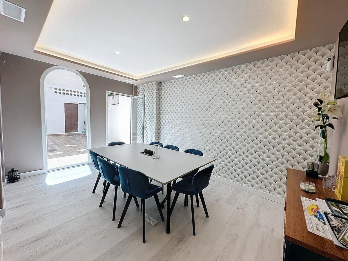 c4a2b86554ba6bd3bfc88c1d8671fb7d - 1