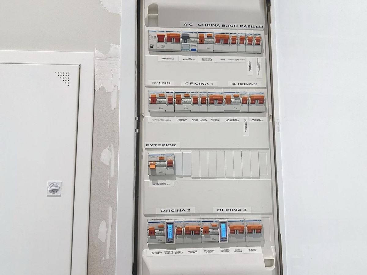 c4a2b86554ba6bd3bfc88c1d8671fb7d - 15