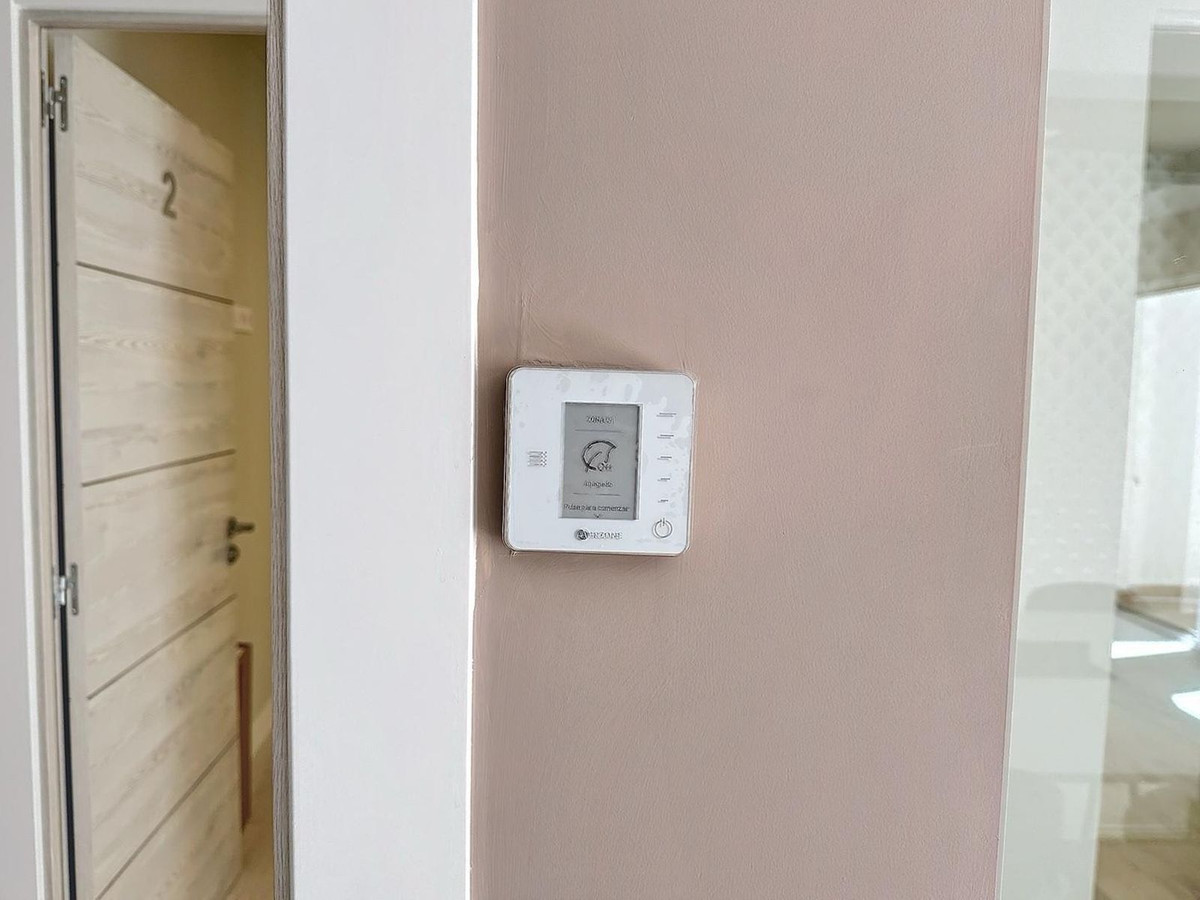 c4a2b86554ba6bd3bfc88c1d8671fb7d - 4