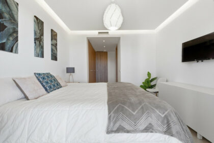 c4dddbab70c17e473c1ad19e12200b5d - 13